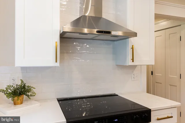 $695,000 | 908 Walnut Street, Wormleysburg, PA 17043