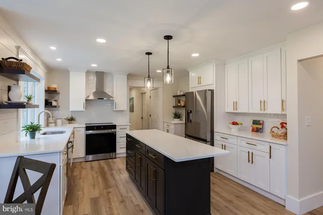 $774,500 | 908 Walnut Street, Wormleysburg, PA 17043