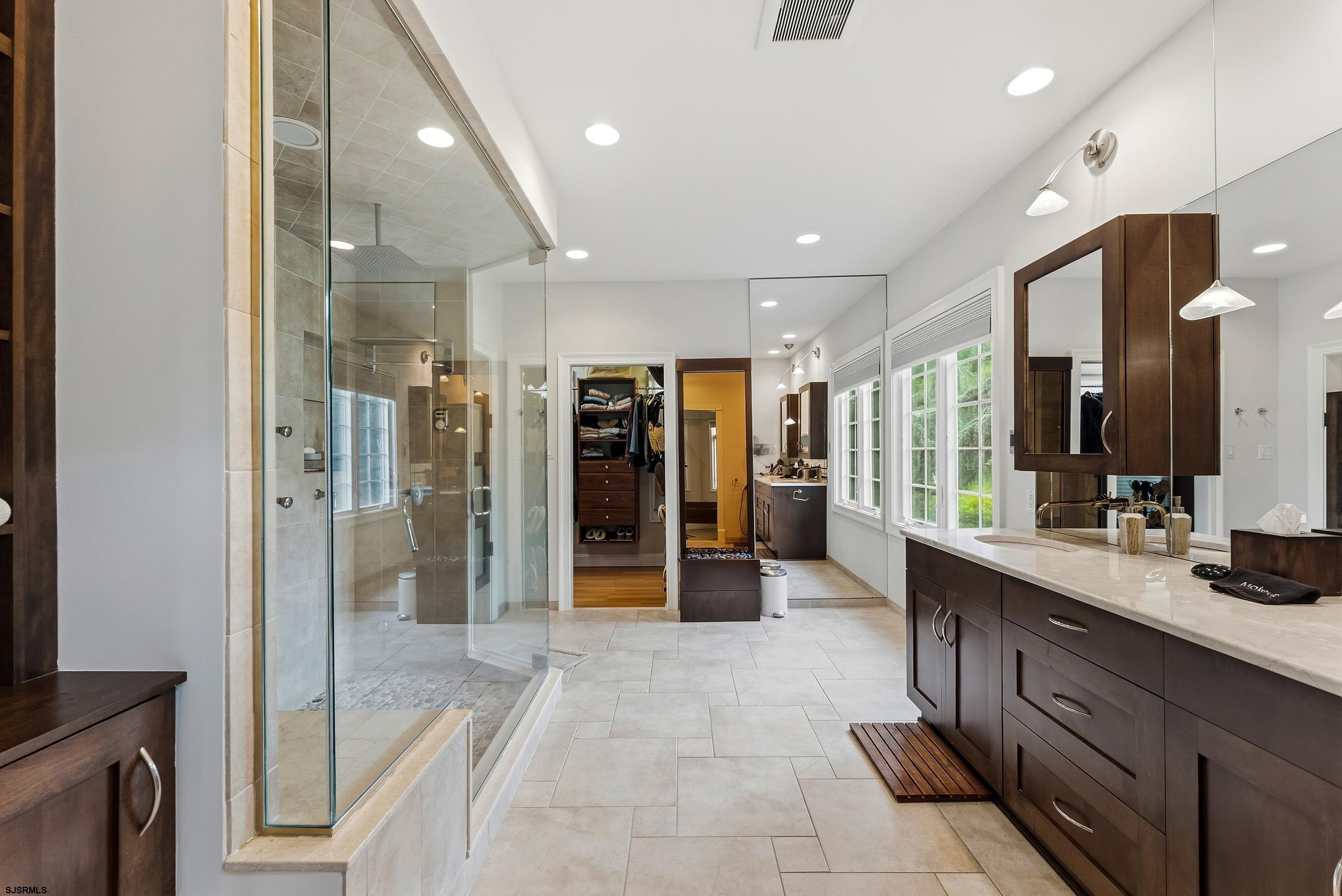 1 Rose Lane Linwood, NJ 08221 - Photo 17 of 53