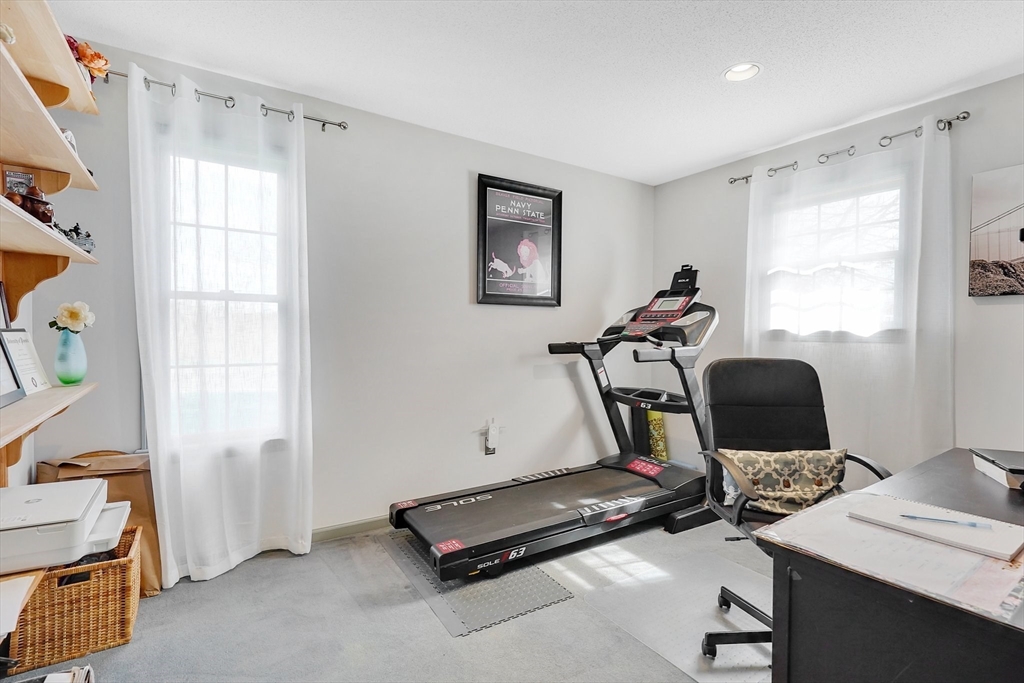 569 Somers Road East Longmeadow, MA 01028 - Photo 17 of 41 Gallery Image 17