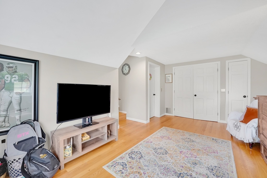 569 Somers Road East Longmeadow, MA 01028 - Photo 21 of 41 Gallery Image 21