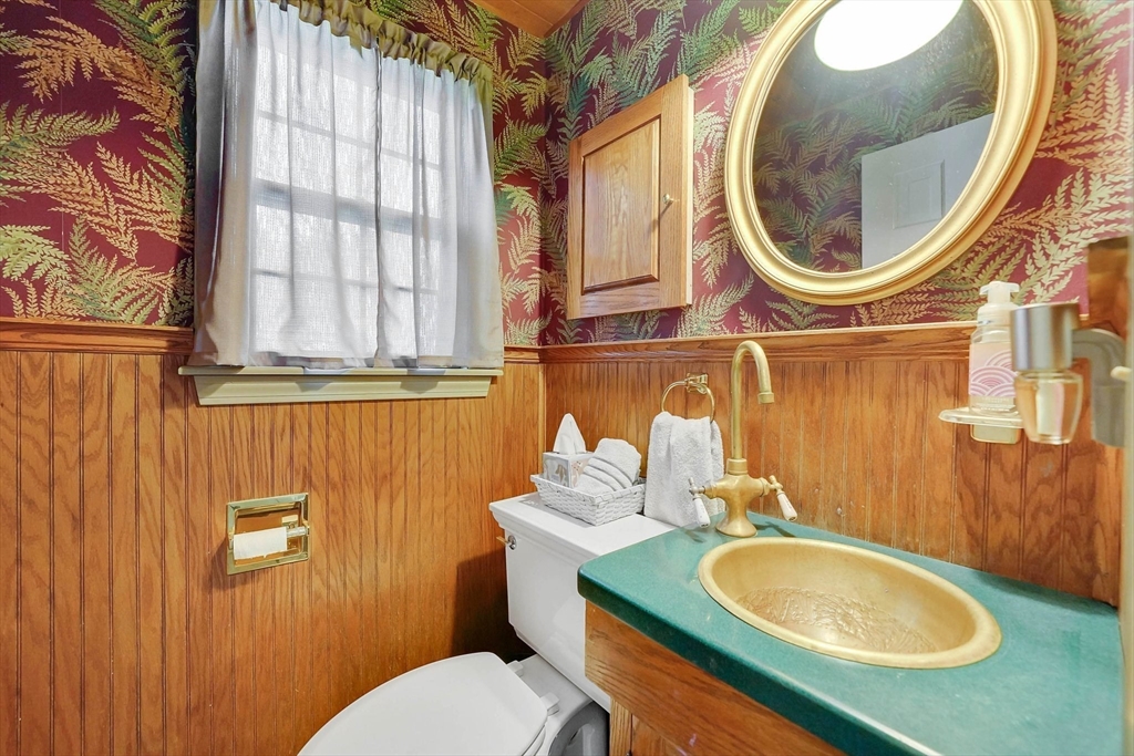 569 Somers Road East Longmeadow, MA 01028 - Photo 31 of 41 Gallery Image 31