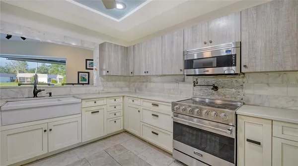 $1,685,000 | 5500 Merrimac Drive, Sarasota, FL 34231