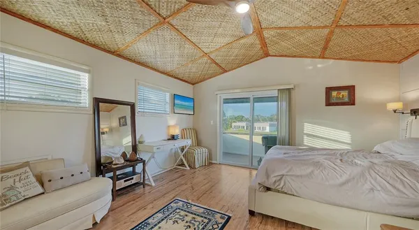 $1,685,000 | 5500 Merrimac Drive, Sarasota, FL 34231