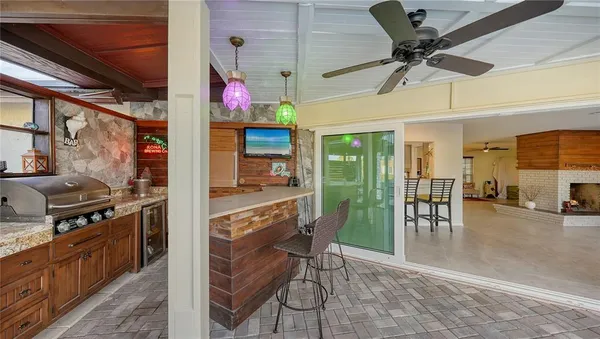 $1,685,000 | 5500 Merrimac Drive, Sarasota, FL 34231