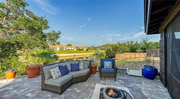 $1,685,000 | 5500 Merrimac Drive, Sarasota, FL 34231