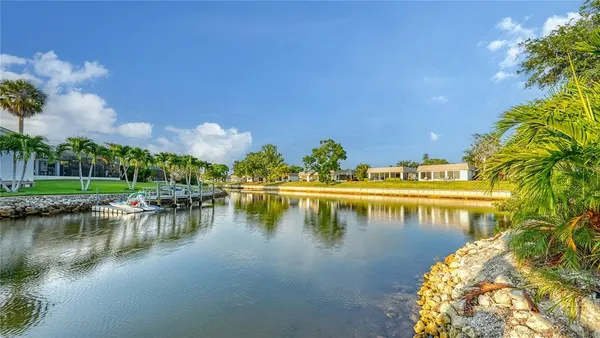 $1,685,000 | 5500 Merrimac Drive, Sarasota, FL 34231