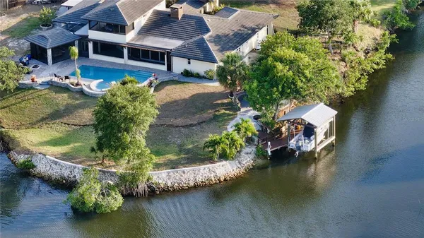 $1,685,000 | 5500 Merrimac Drive, Sarasota, FL 34231