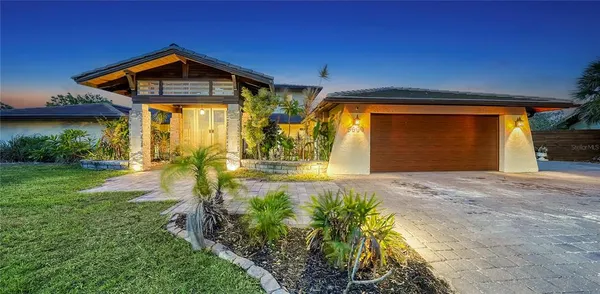 $1,685,000 | 5500 Merrimac Drive, Sarasota, FL 34231