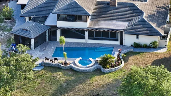 $1,685,000 | 5500 Merrimac Drive, Sarasota, FL 34231