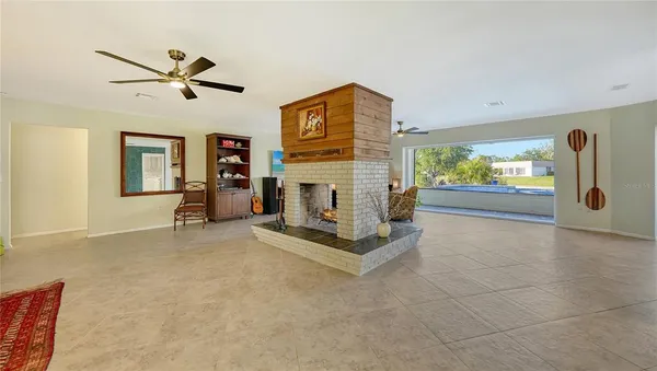 $1,685,000 | 5500 Merrimac Drive, Sarasota, FL 34231