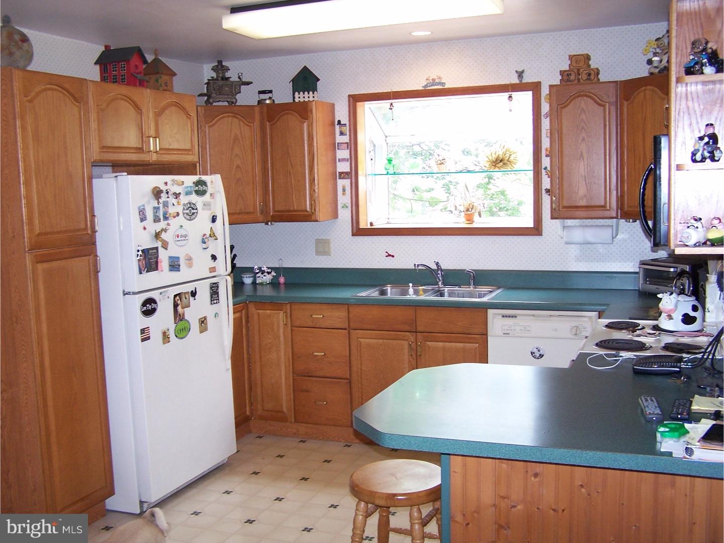 89 Sproul Road Malvern, PA 19355 - Photo 4 of 18