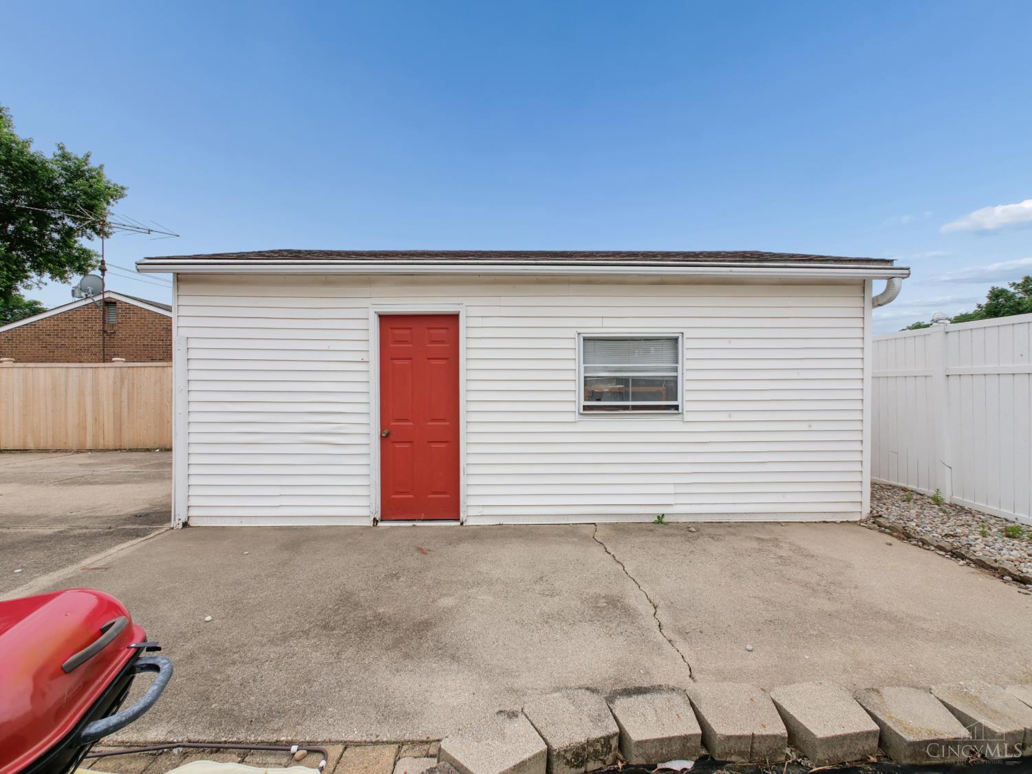 3254 Banning Road Cincinnati, OH 45239 - Photo 23 of 25