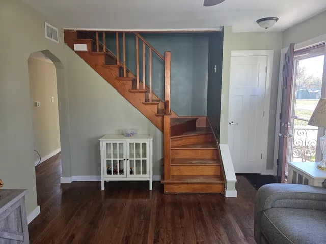 $275,000 | 14341 Kenton Avenue, Midlothian, IL 60445