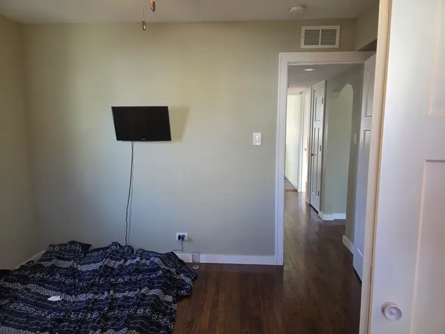 $275,000 | 14341 Kenton Avenue, Midlothian, IL 60445