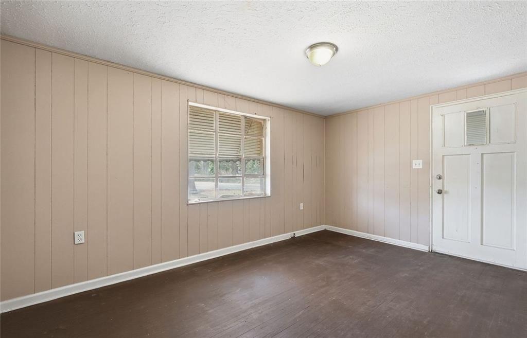 48 Horton Street Winder, GA 30680 - Photo 4 of 33