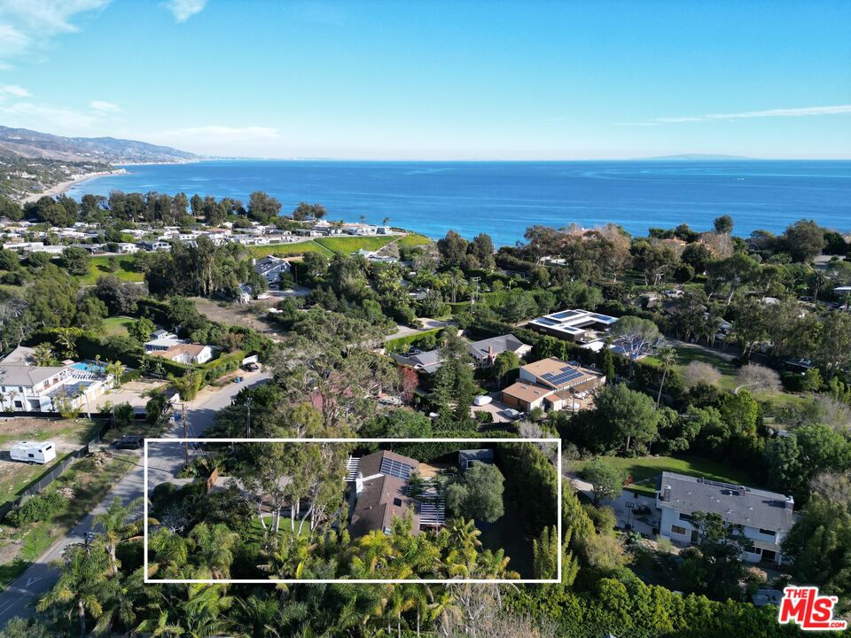 6637 Zumirez Drive Malibu, CA 90265 - Photo 29 of 29 an aerial view of a city
