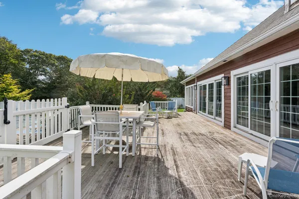 $2,675,000 | 12 Laila Lane, Remsenburg, NY 11960