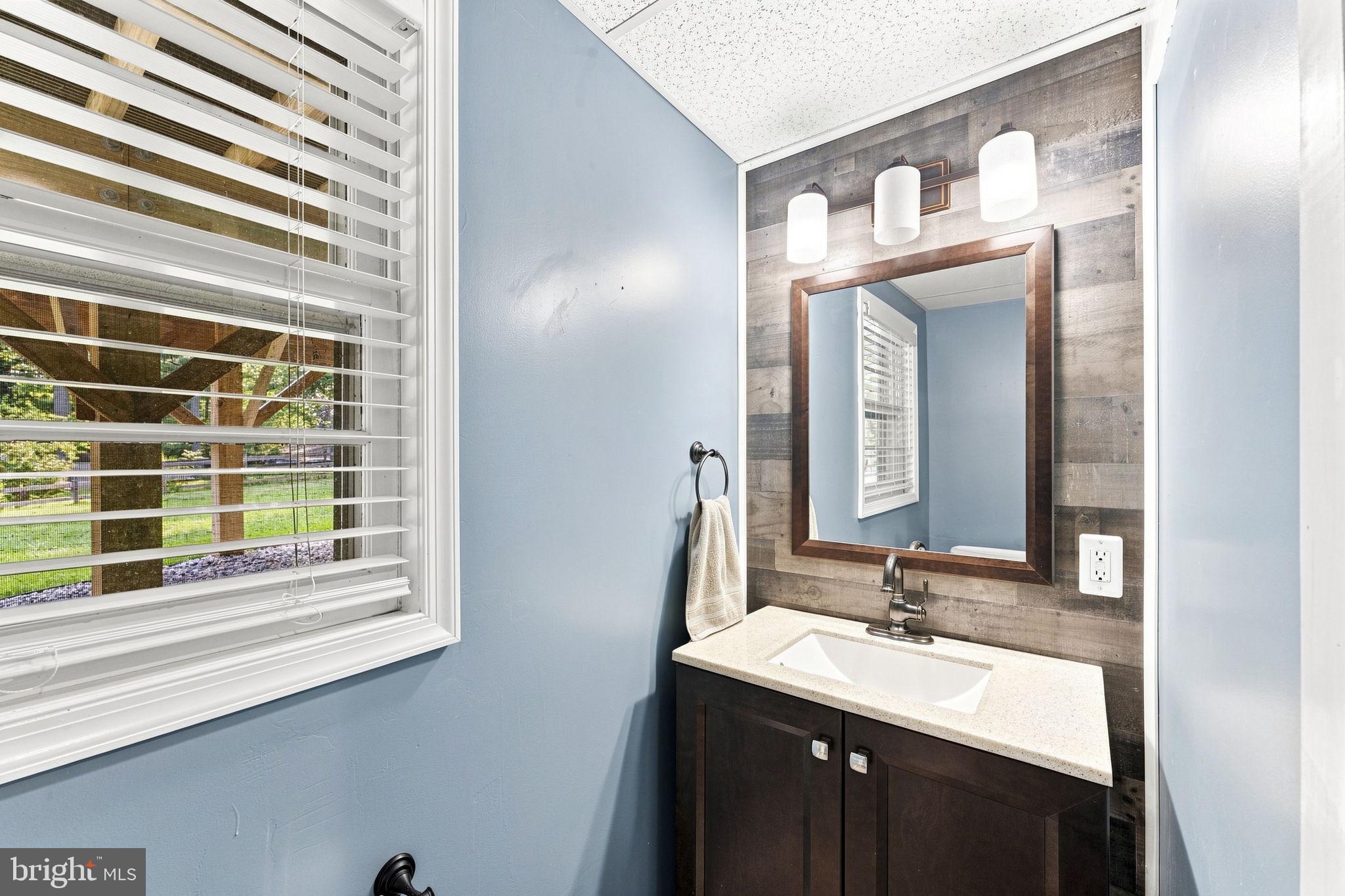 3527 Hooper Road New Windsor, MD 21776 - Photo 22 of 37 Bathroom