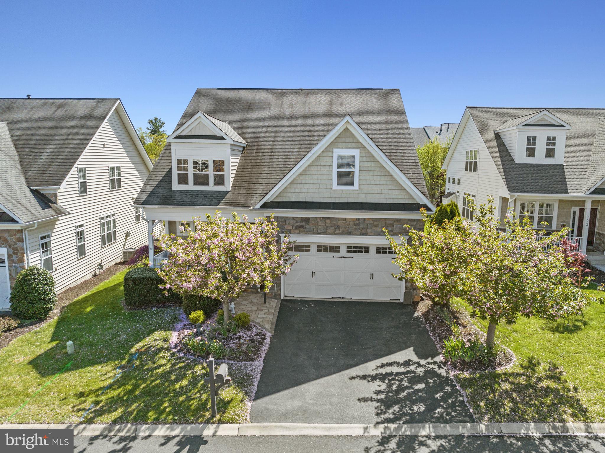 124 Grebe Dr, Lake Frederick