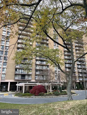 $159,000 | 6100 Westchester Park Drive, Unit 406, College Park, MD 20740