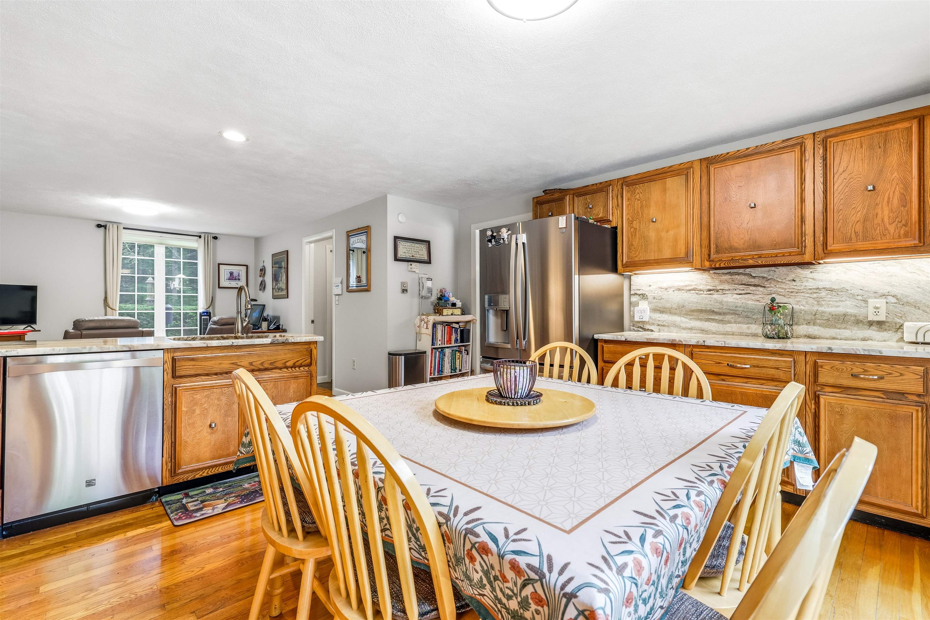 34 Old Stage Road Hampton Falls, NH 03844 - Photo 18 of 42 Gallery Image 18