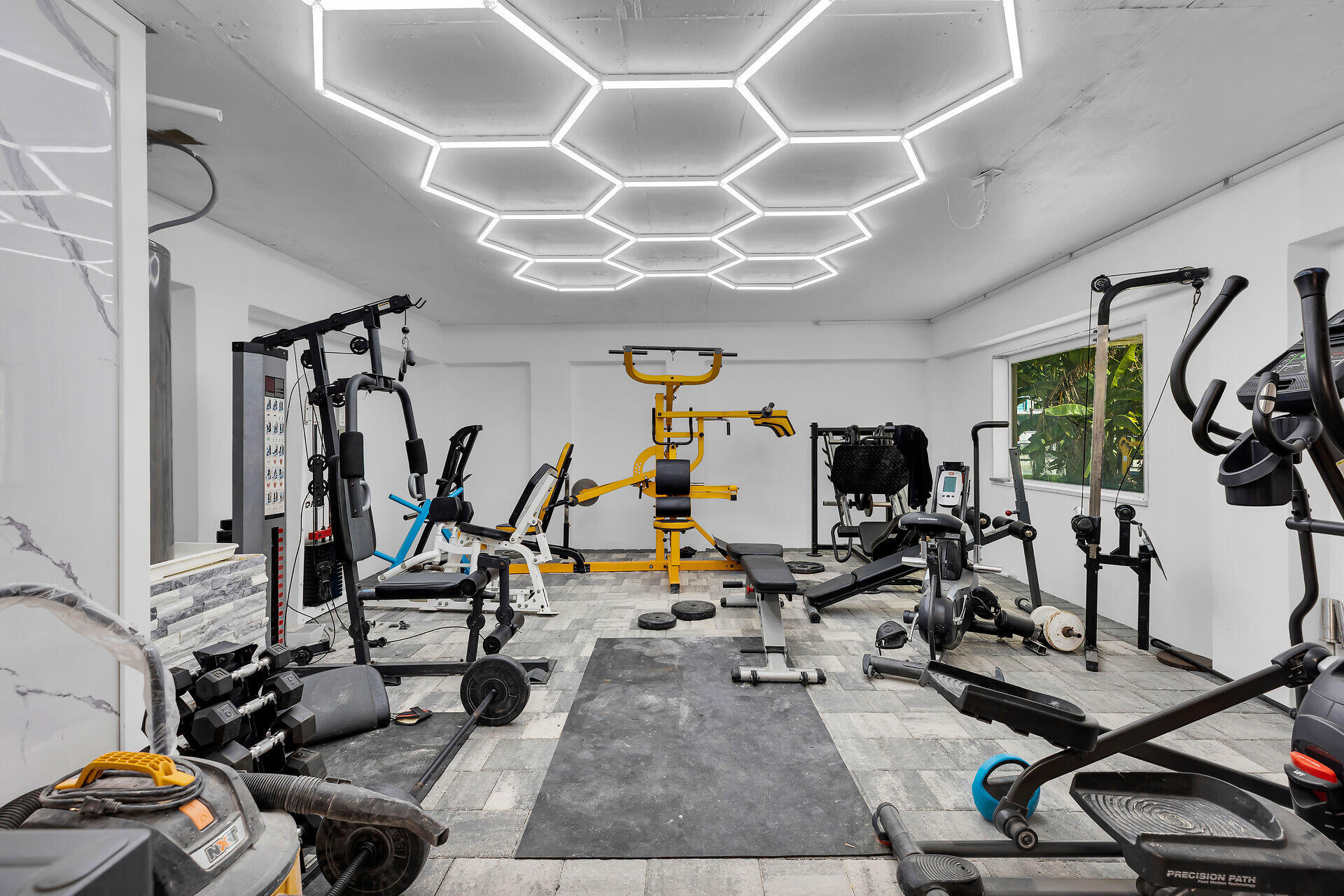 209 Corsair Road Duck Key, FL 33050 - Photo 30 of 38 Home Gym