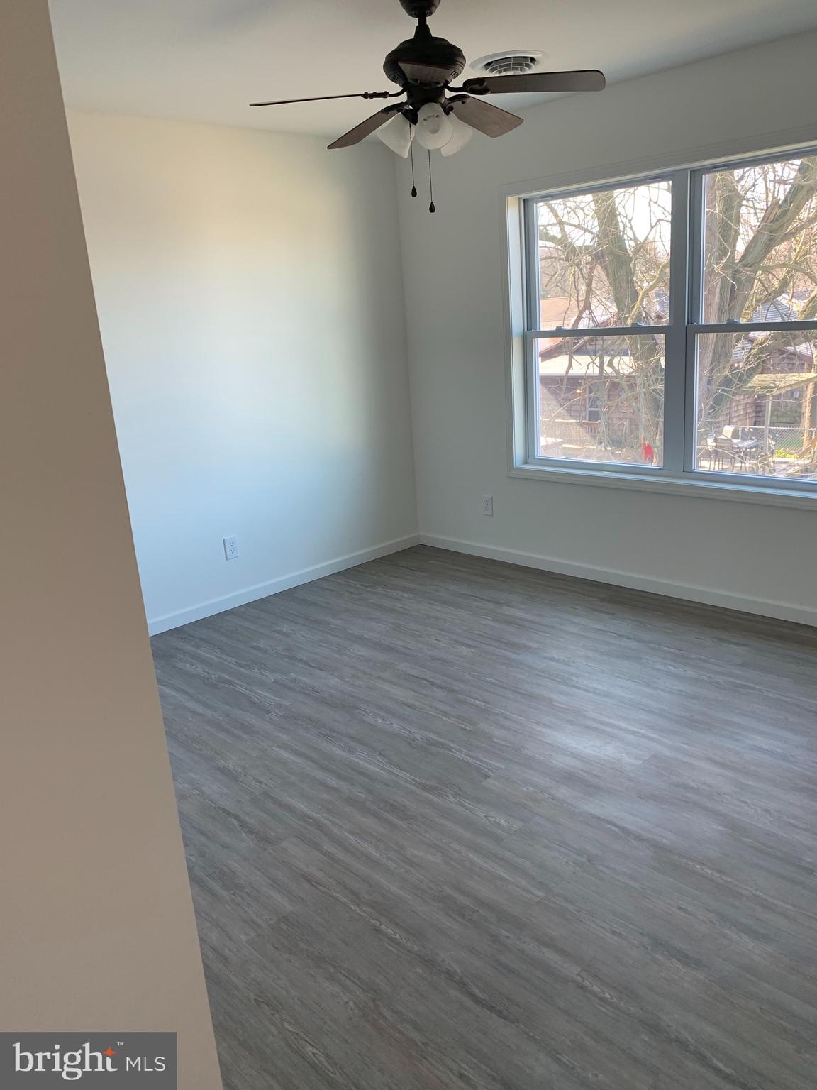 137 Princeton Road Pennsville, NJ 08070 - Photo 18 of 23 Master Bedroom