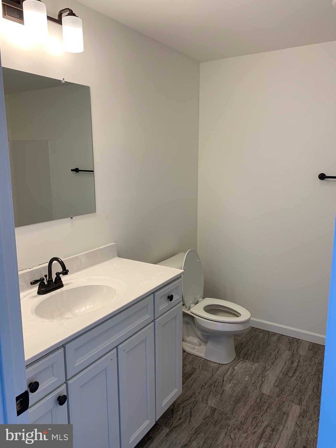 137 Princeton Road Pennsville, NJ 08070 - Photo 20 of 23 Master Bathroom