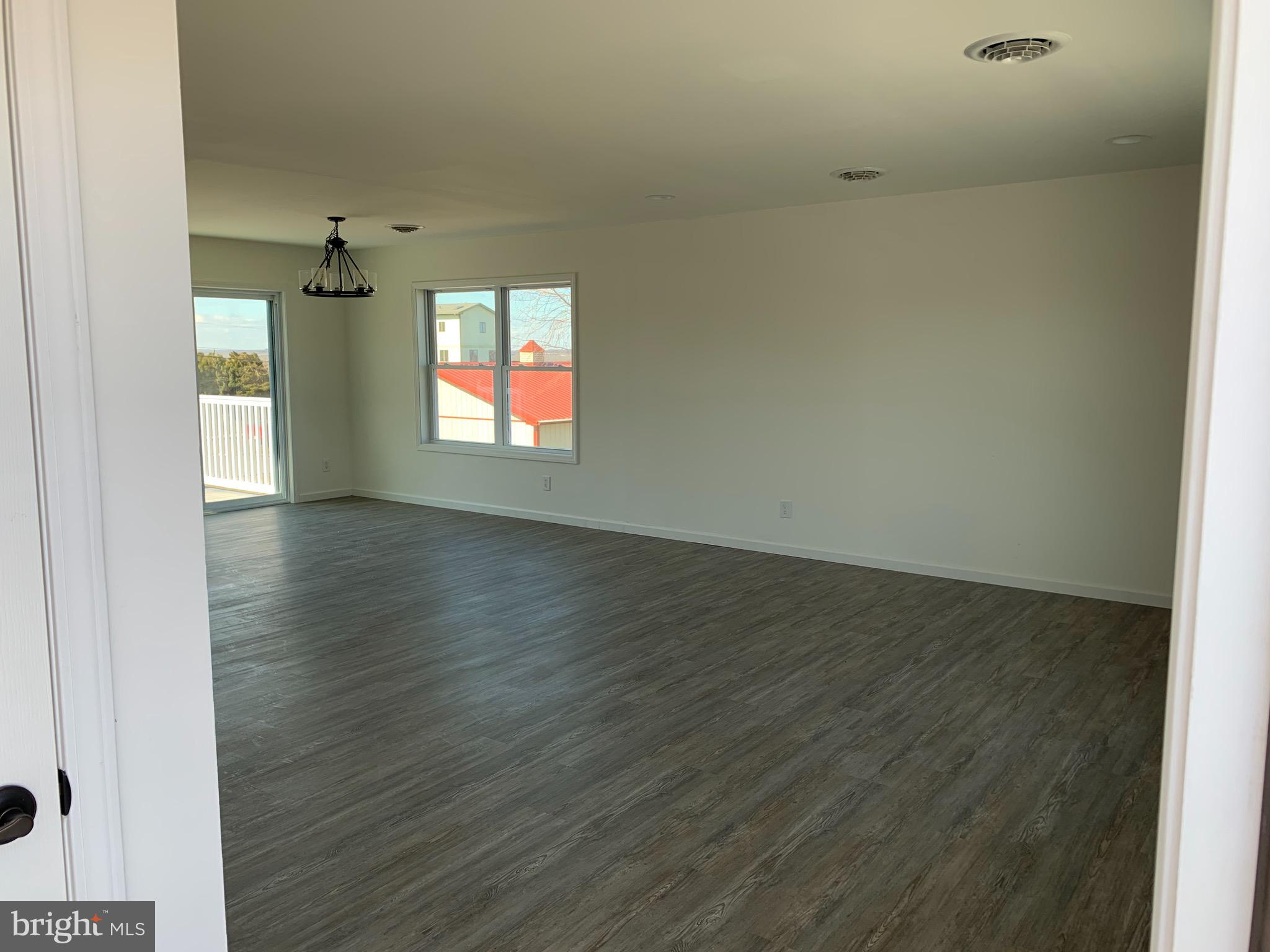 137 Princeton Road Pennsville, NJ 08070 - Photo 8 of 23 Living Room/ Dining