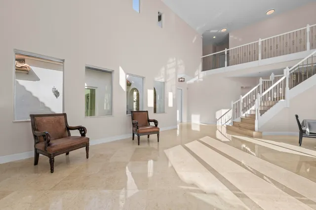 a view of entryway and hall