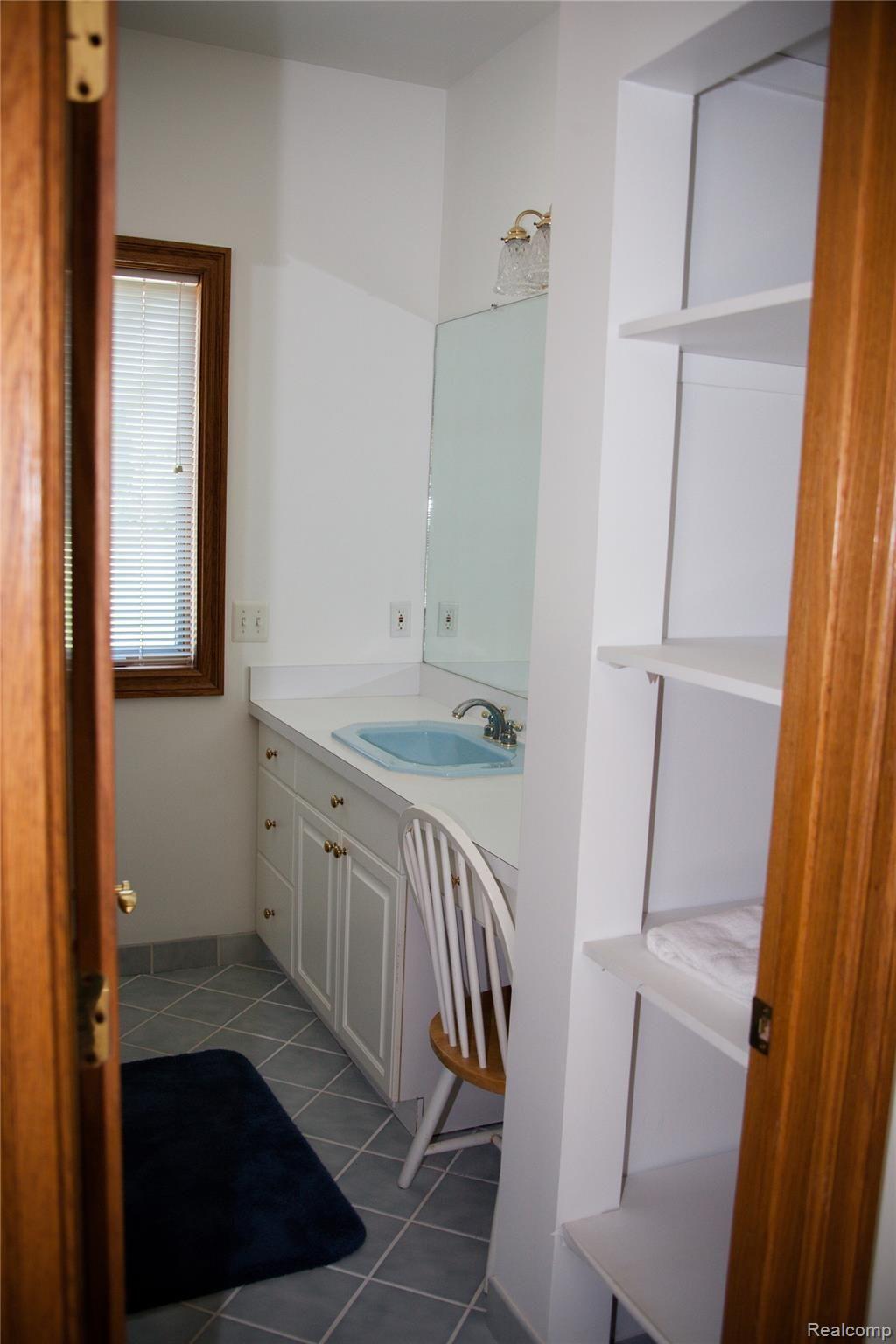 5860 Sandhill Road Almont, MI 48003 - Photo 24 of 47 5860-Sandhill-0056.jpg