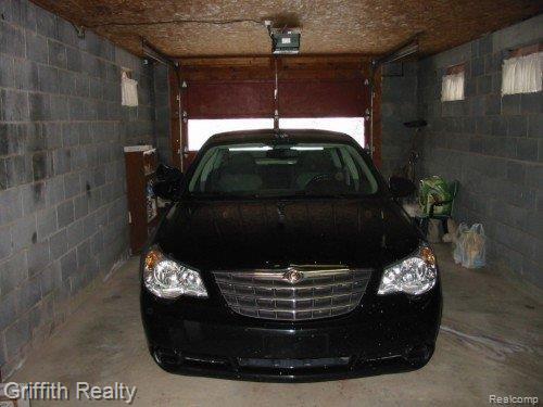 16152 Arnold Road Gregory, MI 48137 - Photo 9 of 12 garage.jpg
