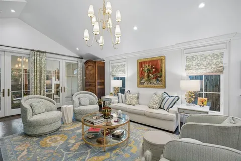 $1,775,000 | 8111 Chadbourne Road, Dallas, TX 75209