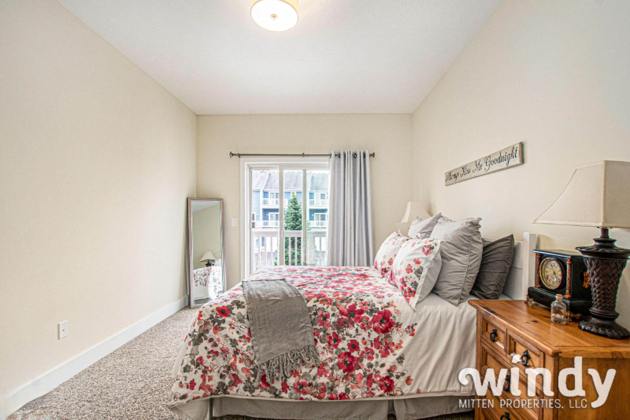 5540 Johnson Road, Unit 12 Coloma, MI 49038 - Photo 11 of 33 DSC00844