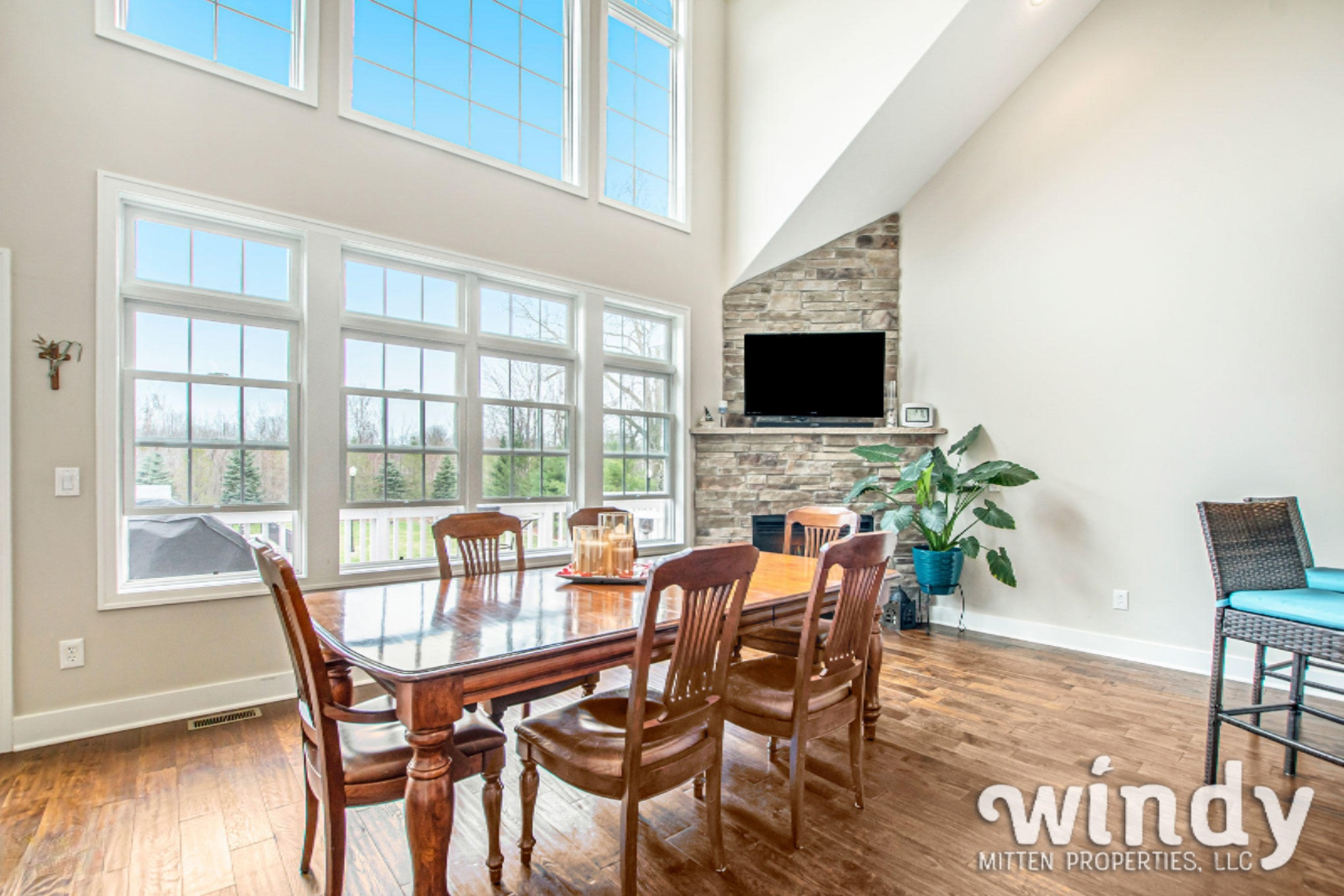 5540 Johnson Road, Unit 12 Coloma, MI 49038 - Photo 4 of 33 DSC00855
