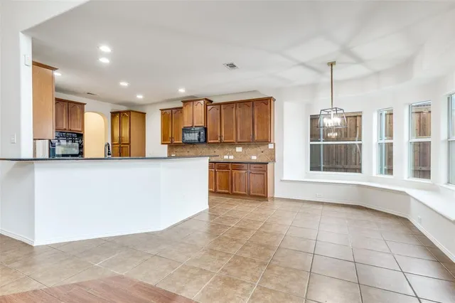 $534,900 | 10237 Vintage Drive, Fort Worth, TX 76244