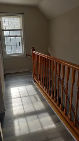 $1,200 | 1001 Grand Avenue, Waukegan, IL 60085