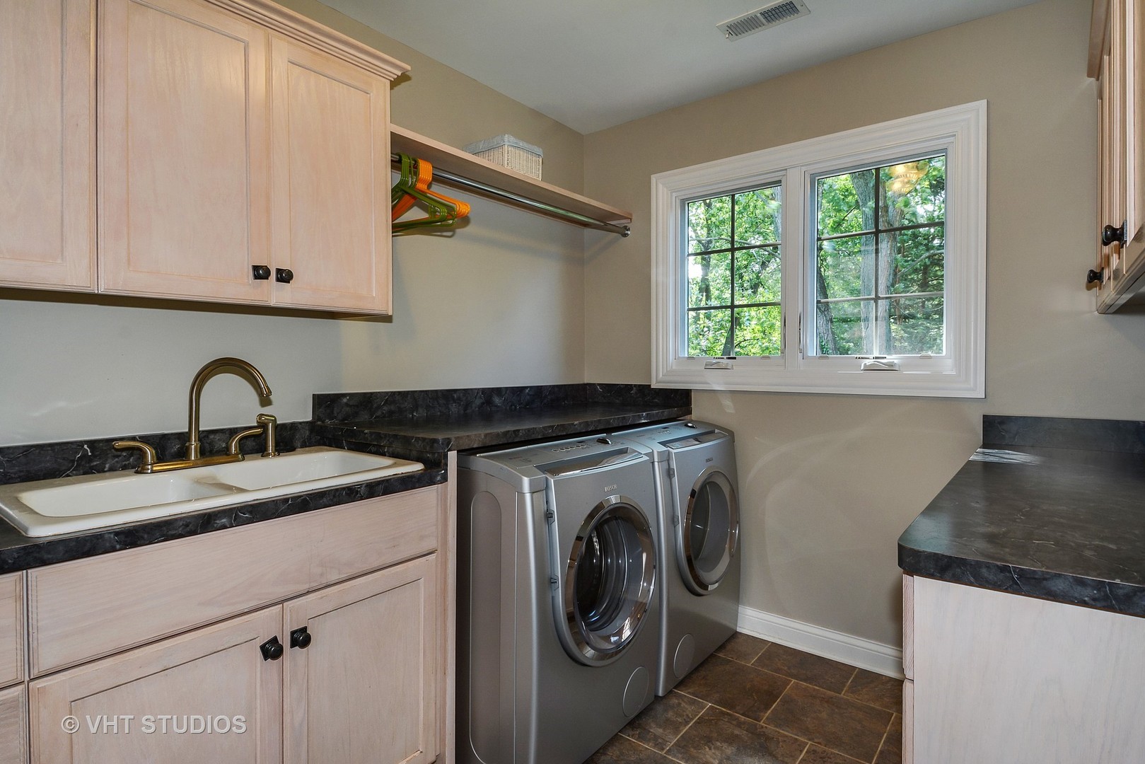 913 Riedy Road Lisle, IL 60532 - Photo 24 of 42