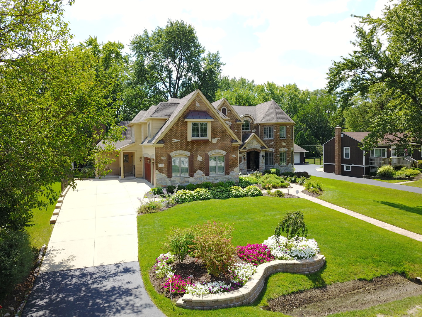 913 Riedy Road Lisle, IL 60532 - Photo 37 of 42