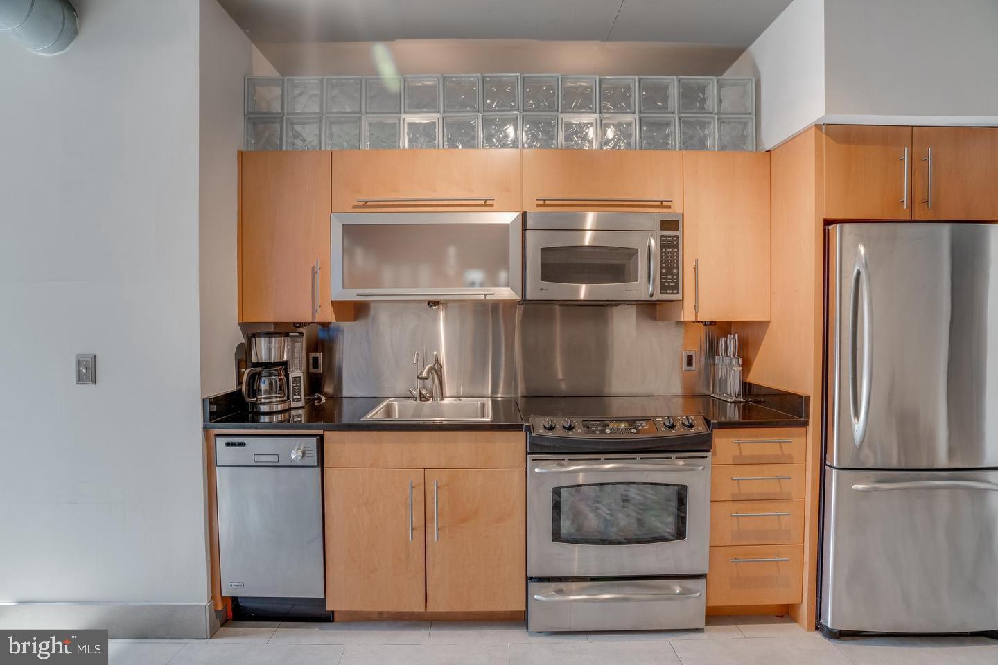 1133 14th Street Northwest, Unit 1010 Washington, DC 20005 - Photo 17 of 39