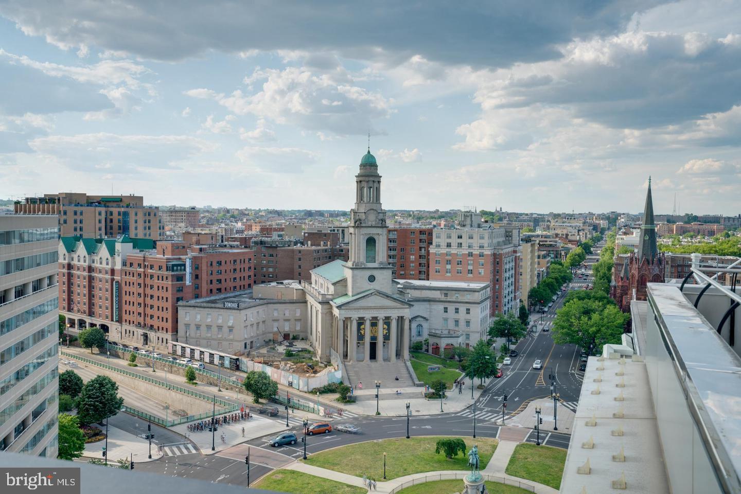 1133 14th Street Northwest, Unit 1010 Washington, DC 20005 - Photo 3 of 39