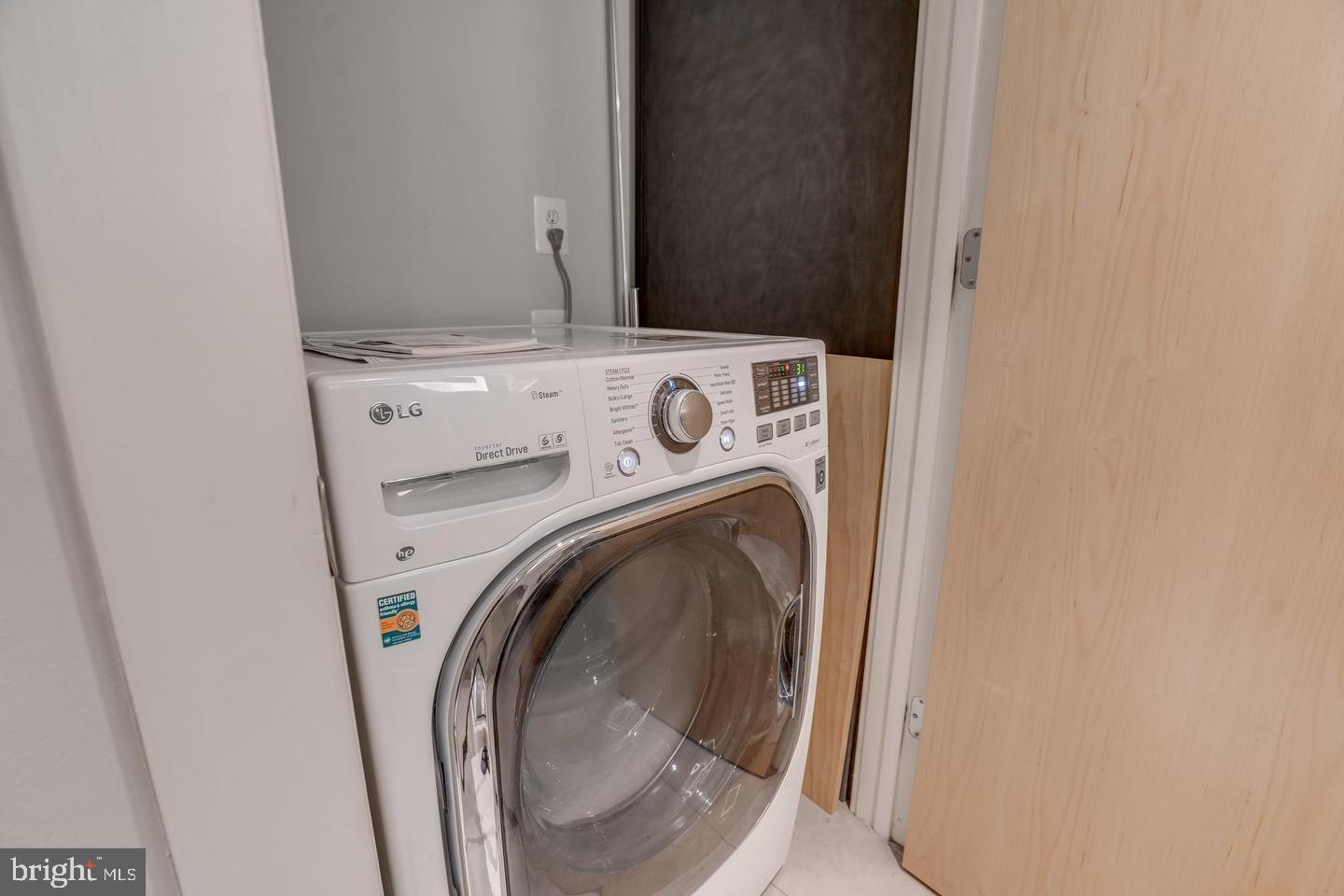 1133 14th Street Northwest, Unit 1010 Washington, DC 20005 - Photo 32 of 39