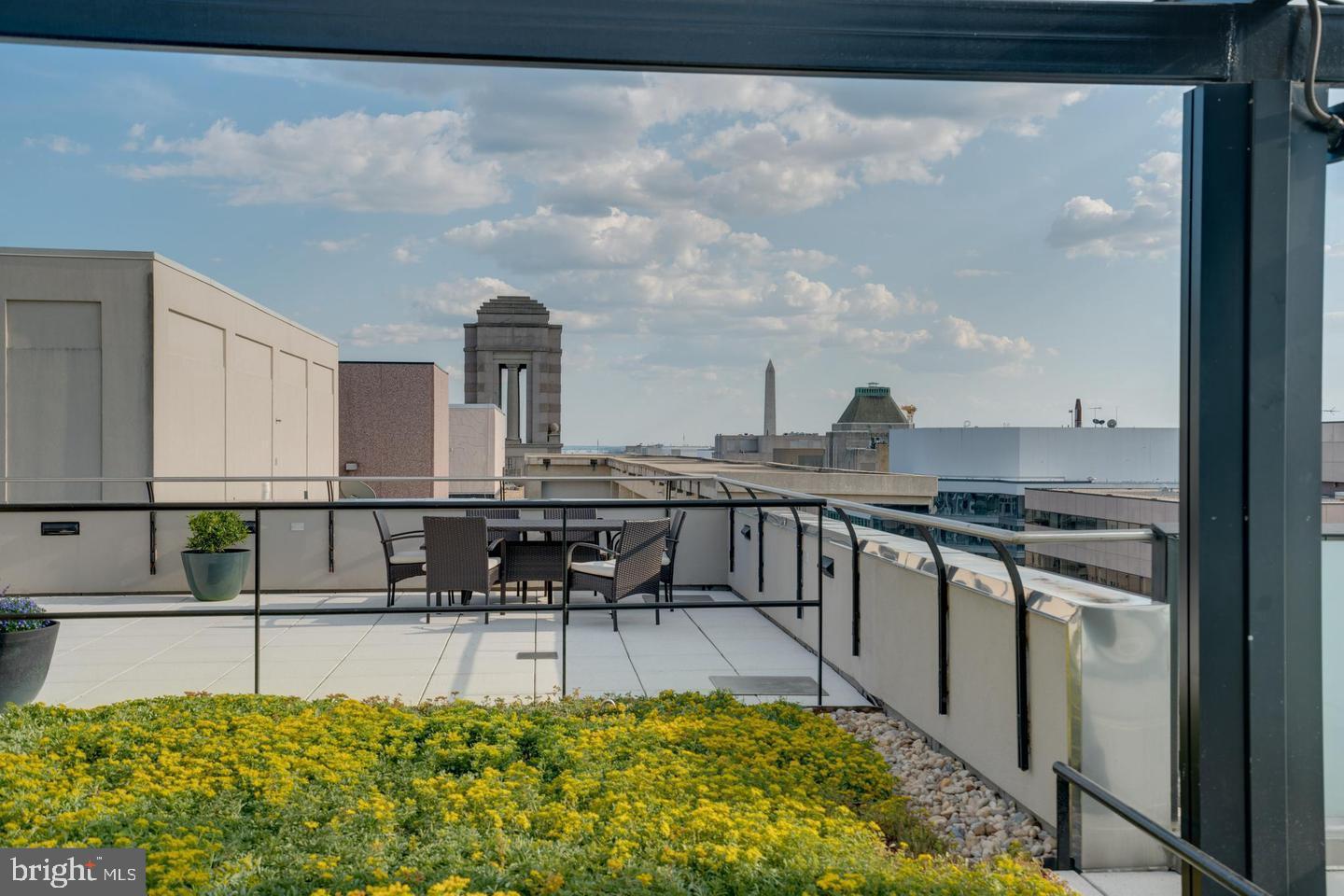 1133 14th Street Northwest, Unit 1010 Washington, DC 20005 - Photo 35 of 39