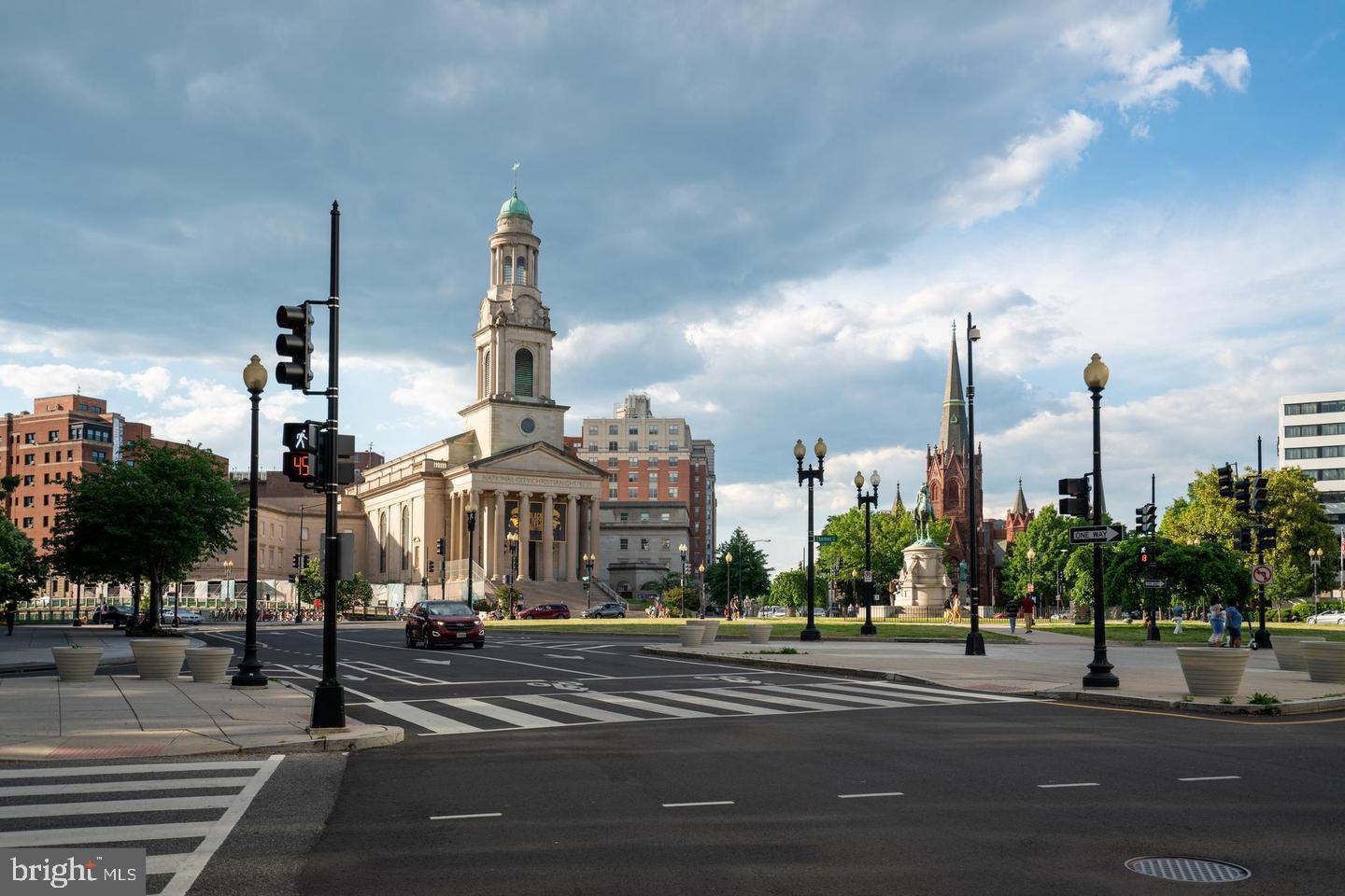 1133 14th Street Northwest, Unit 1010 Washington, DC 20005 - Photo 37 of 39