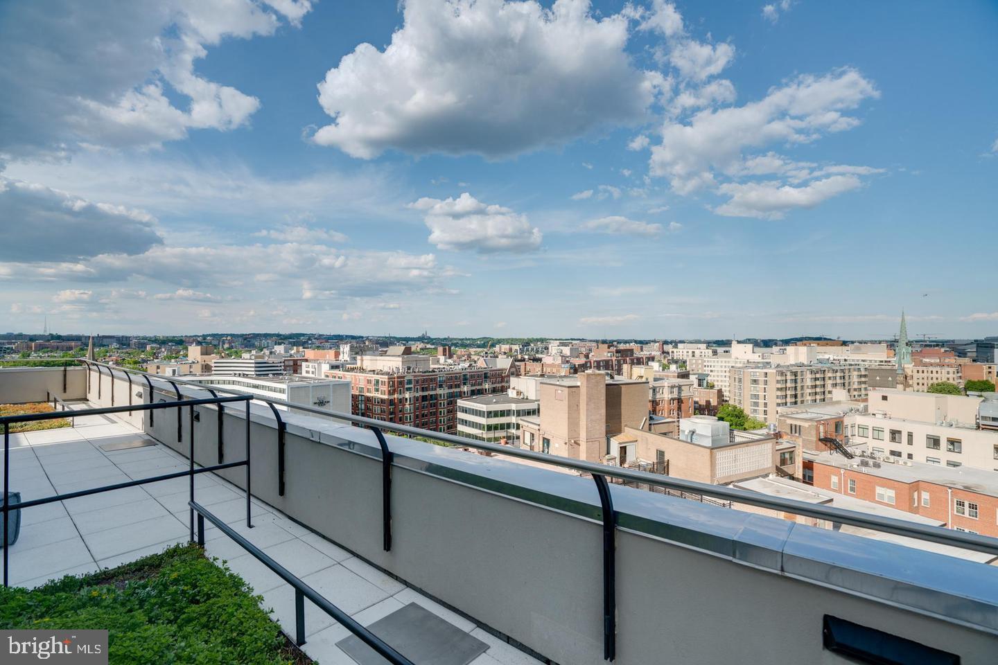 1133 14th Street Northwest, Unit 1010 Washington, DC 20005 - Photo 39 of 39