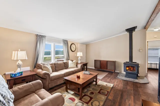 $325,000 | 2516 Burgess Road, Addy, WA 99101