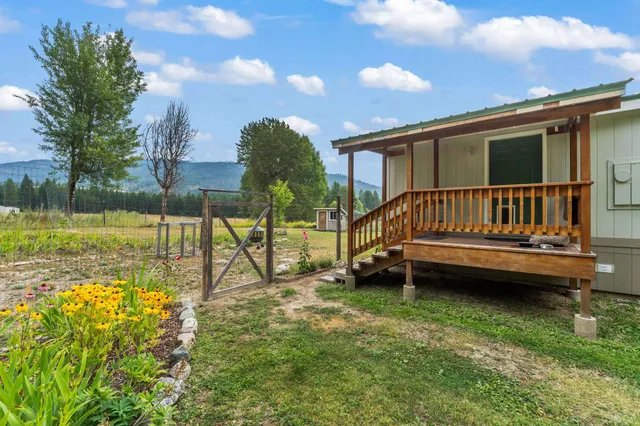 $325,000 | 2516 Burgess Road, Addy, WA 99101