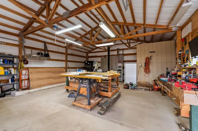 $325,000 | 2516 Burgess Road, Addy, WA 99101