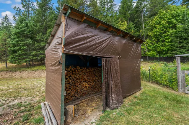 $325,000 | 2516 Burgess Road, Addy, WA 99101